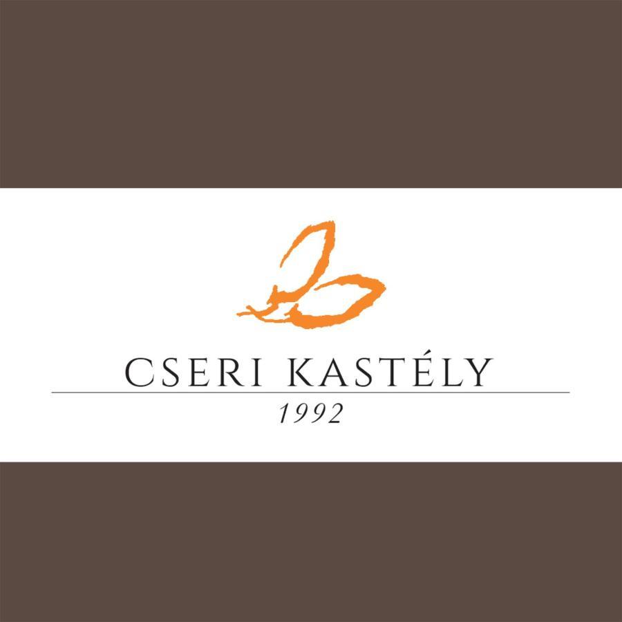Cseri Kastelyszallo Tótvázsony Buitenkant foto